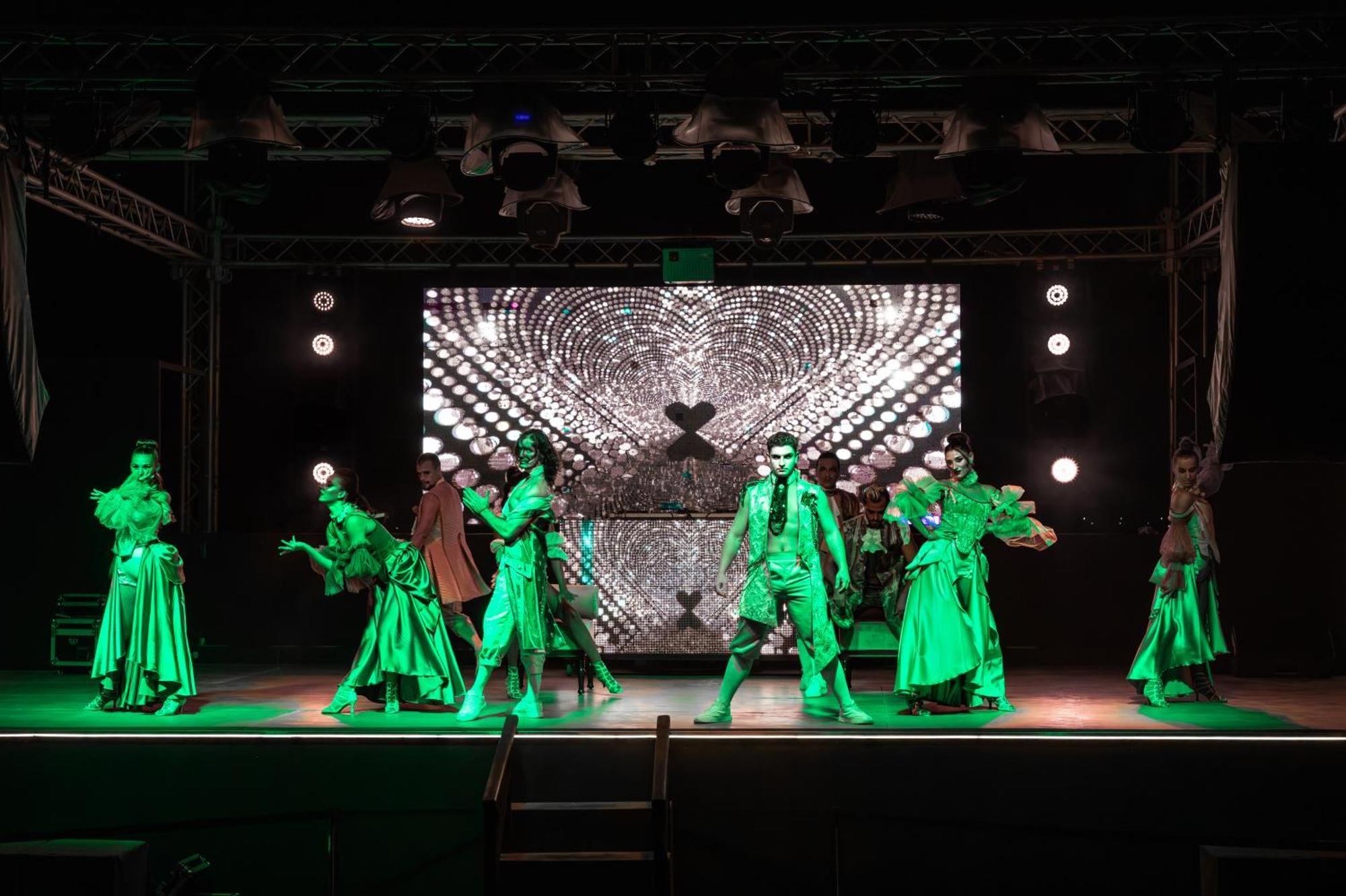 Rixos Bab Al Bahr Hotell Ras al-Khaimah Exteriör bild The cast of The Wizard of Oz